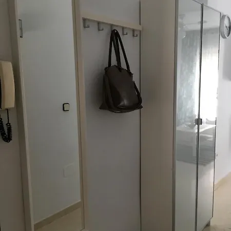 Apartment Trinidad Mit Netflix Fuengirola